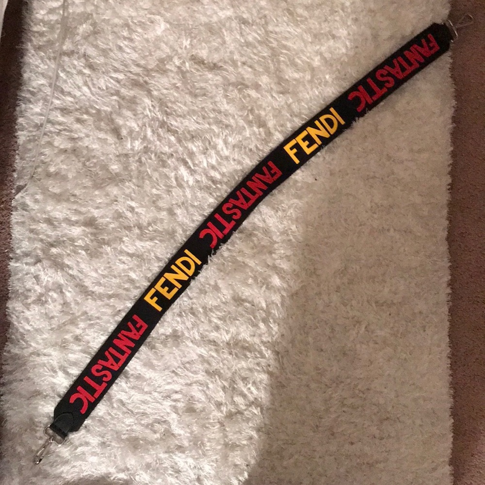 Fendi strap - Picture 2 of 3